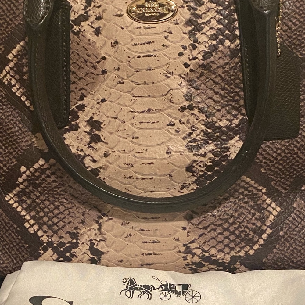 Used Coach Handbag - Picture 4 of 4